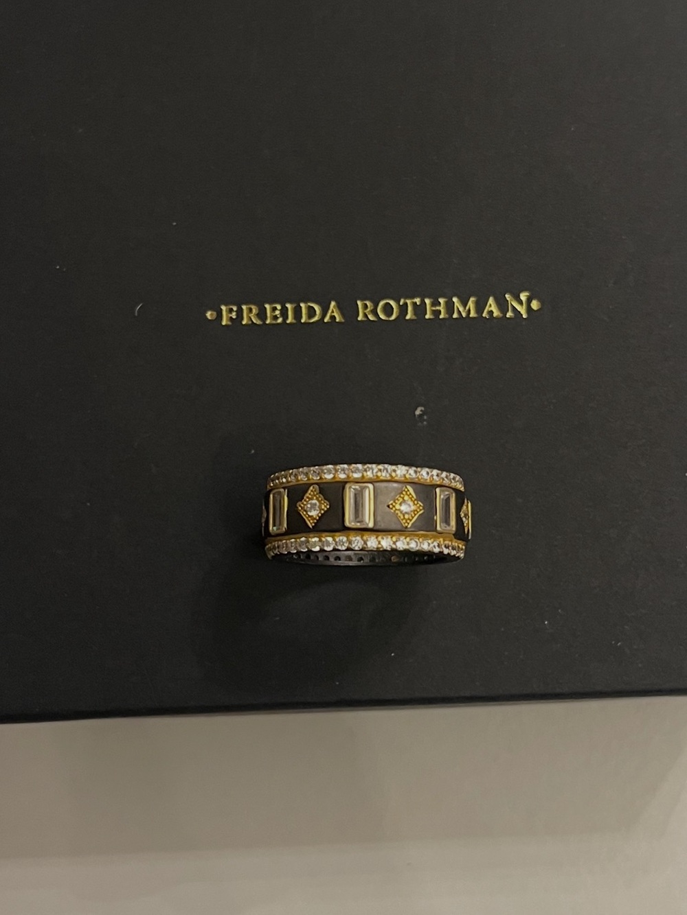 Freida Rothman size 6.5 Black & Gold Pave Band Ring